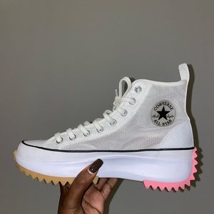 Converse Run Star Hike